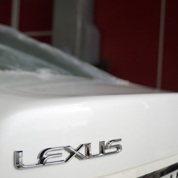 LEXUS LS 600H 9