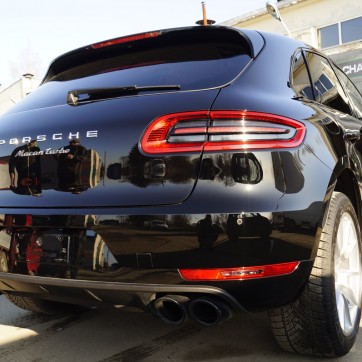 PORSCHE MACAN TURBO 31