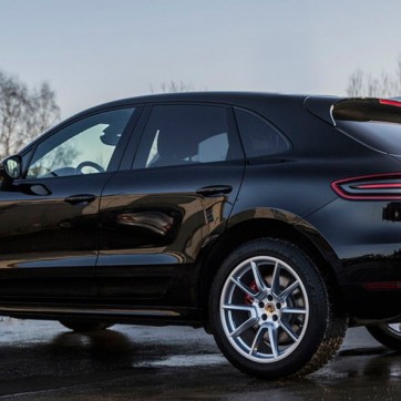 PORSCHE MACAN TURBO 35