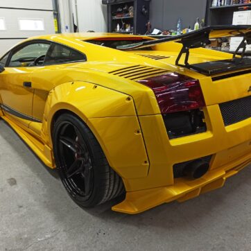 LAMBORGHINI GALLARDO Z PAKIETEM 7