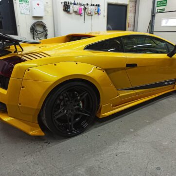 LAMBORGHINI GALLARDO Z PAKIETEM 8